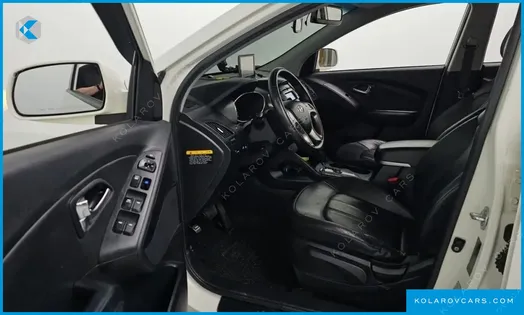 HYUNDAI TUCSON DIESEL 2WD LX20