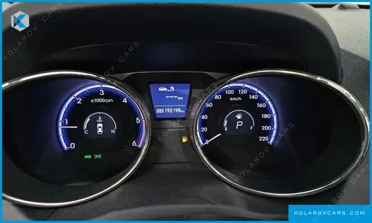 HYUNDAI TUCSON DIESEL 2WD LX20