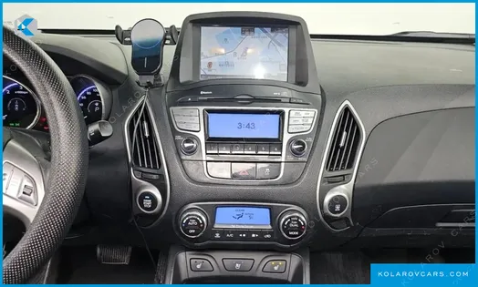 HYUNDAI TUCSON DIESEL 2WD LX20