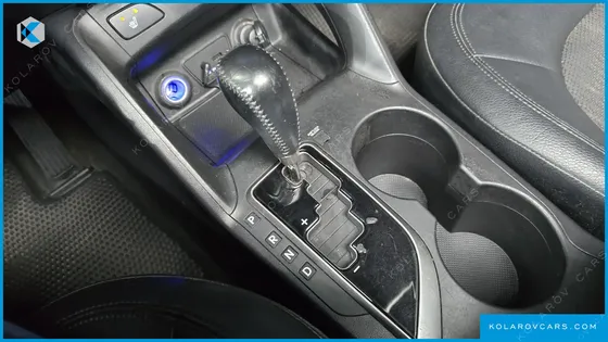 HYUNDAI TUCSON DIESEL 2WD LX20