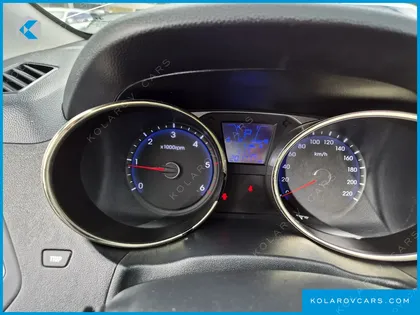 HYUNDAI TUCSON DIESEL 2WD LX20