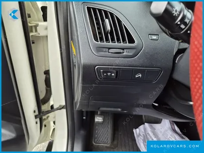 HYUNDAI TUCSON DIESEL 2WD LX20