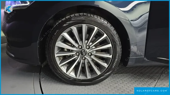 KIA K7 3.0 LPI PRESTIGE (RENTAL CAR)