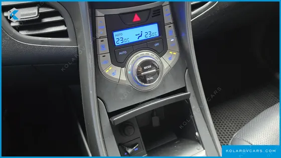HYUNDAI ELANTRA (AVANTE) M16 GDI SMART