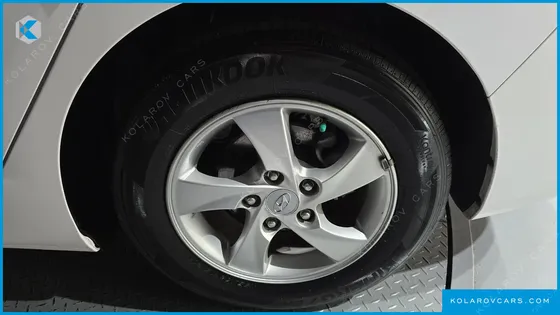 HYUNDAI ELANTRA (AVANTE) M16 GDI SMART