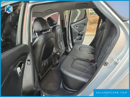HYUNDAI TUCSON DIESEL 2WD LX20
