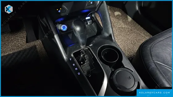 HYUNDAI TUCSON DIESEL 2WD LX20