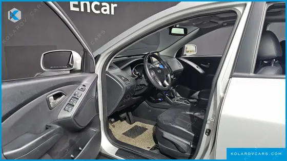 HYUNDAI TUCSON DIESEL 2WD LX20