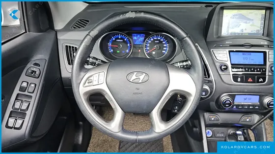 HYUNDAI TUCSON DIESEL 2WD LX20