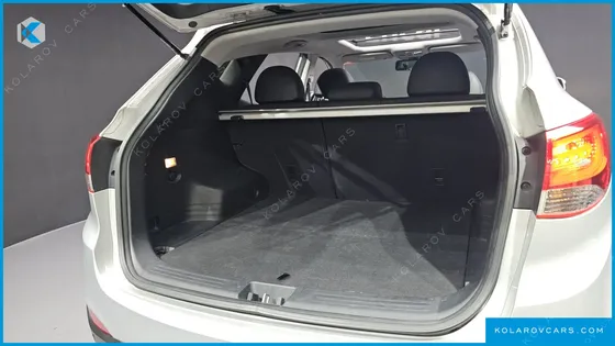 HYUNDAI TUCSON DIESEL 2WD LX20