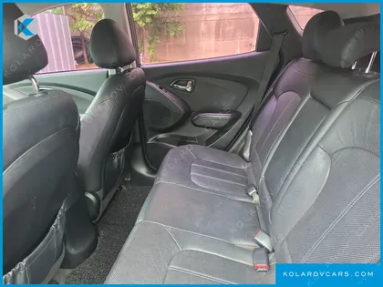 HYUNDAI TUCSON DIESEL 2WD LX20