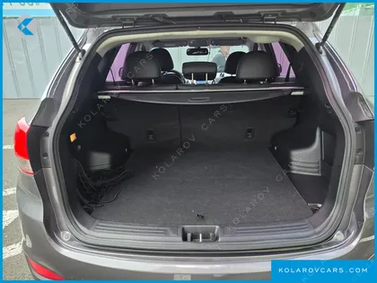 HYUNDAI TUCSON DIESEL 2WD LX20