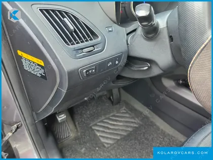 HYUNDAI TUCSON DIESEL 2WD LX20