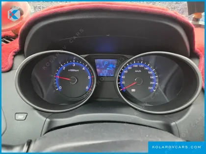 HYUNDAI TUCSON DIESEL 2WD LX20