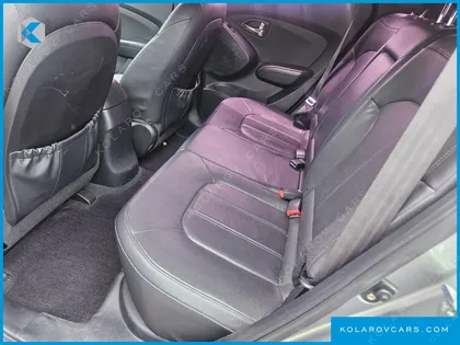 HYUNDAI TUCSON DIESEL 2WD LX20
