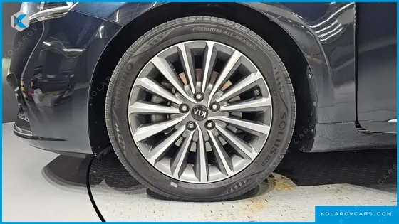 KIA K7 3.0 LPI LUXURY (RENTAL CAR)