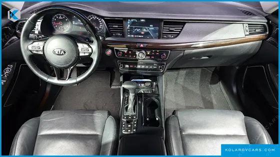KIA K7 3.0 LPI LUXURY (RENTAL CAR)