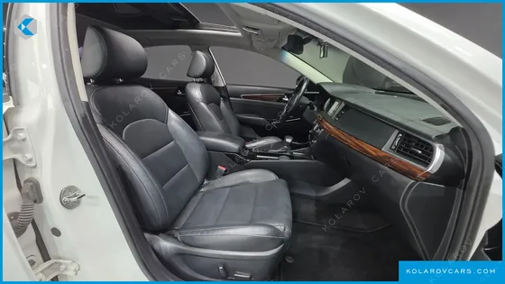 KIA K7 3.0 LPI LUXURY (RENTAL CAR)