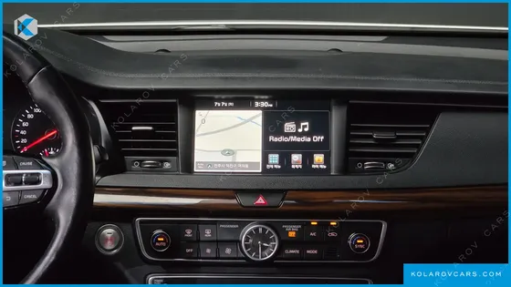 KIA K7 3.0 LPI LUXURY (RENTAL CAR)