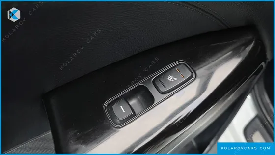 KIA K7 3.0 LPI LUXURY (RENTAL CAR)
