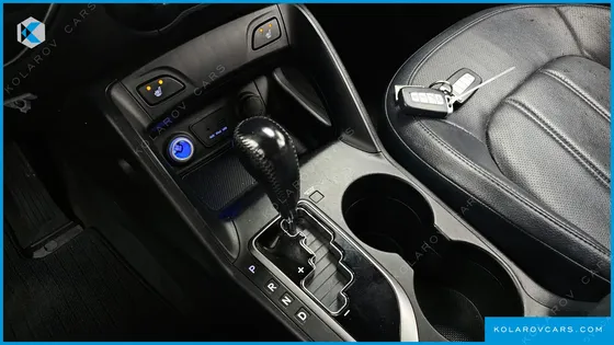 HYUNDAI TUCSON DIESEL 2WD LX20