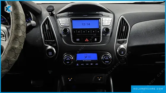 HYUNDAI TUCSON DIESEL 2WD LX20