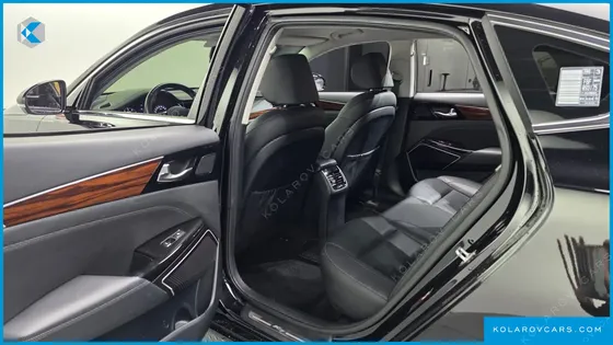 KIA K7 3.0 LPI LUXURY (RENTAL CAR)