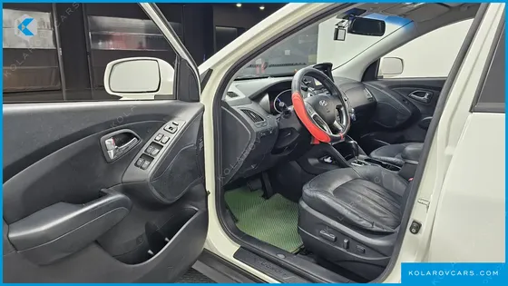 HYUNDAI TUCSON DIESEL 2WD LX20