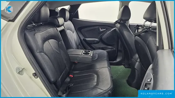 HYUNDAI TUCSON DIESEL 2WD LX20