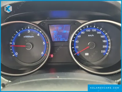 HYUNDAI TUCSON DIESEL 2WD LX20