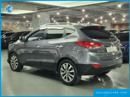 HYUNDAI TUCSON DIESEL 2WD LX20