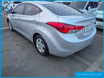 HYUNDAI ELANTRA (AVANTE) M16 GDI DELUXE