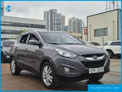 HYUNDAI TUCSON DIESEL 2WD LX20
