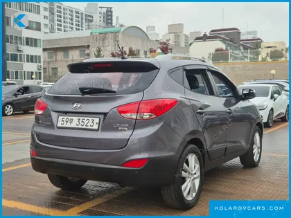 HYUNDAI TUCSON DIESEL 2WD LX20