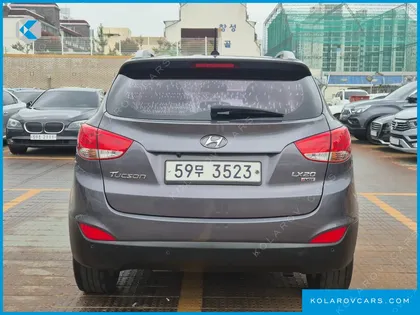 HYUNDAI TUCSON DIESEL 2WD LX20