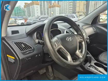 HYUNDAI TUCSON DIESEL 2WD LX20
