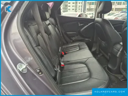HYUNDAI TUCSON DIESEL 2WD LX20