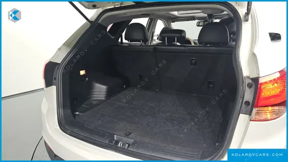 HYUNDAI TUCSON DIESEL 2WD LX20