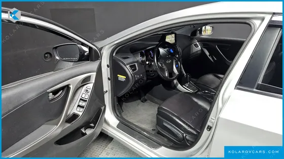 HYUNDAI ELANTRA (AVANTE) M16 GDI SMART