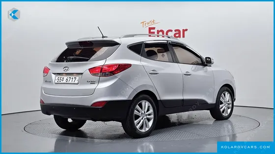 HYUNDAI TUCSON DIESEL 2WD LX20
