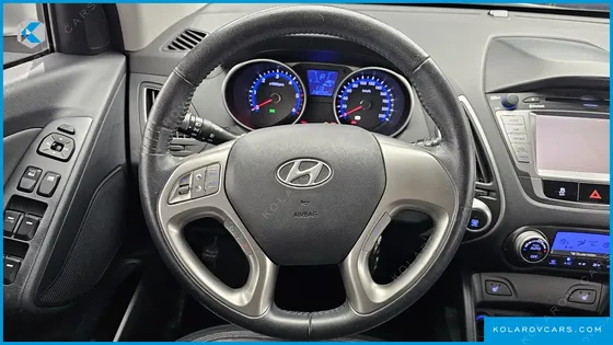 HYUNDAI TUCSON DIESEL 2WD LX20