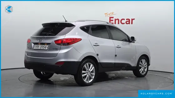 HYUNDAI TUCSON DIESEL 2WD LX20