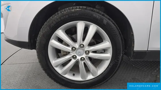 HYUNDAI TUCSON DIESEL 2WD LX20
