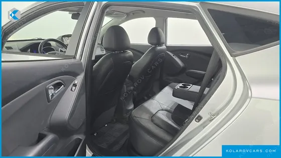 HYUNDAI TUCSON DIESEL 2WD LX20