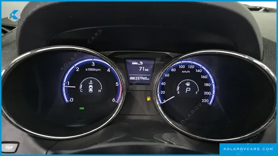 HYUNDAI TUCSON DIESEL 2WD LMX20