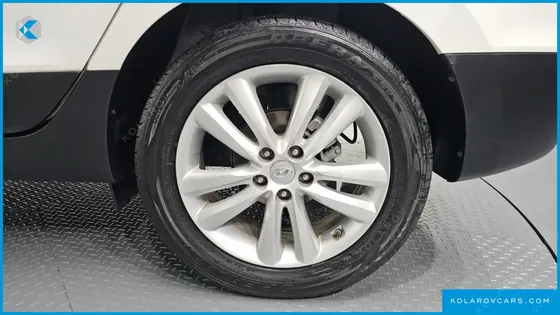 HYUNDAI TUCSON DIESEL 2WD LMX20