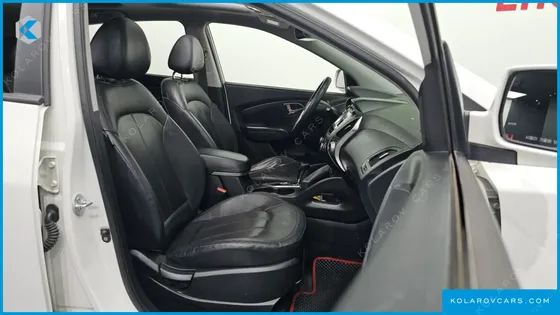 HYUNDAI TUCSON DIESEL 2WD LMX20