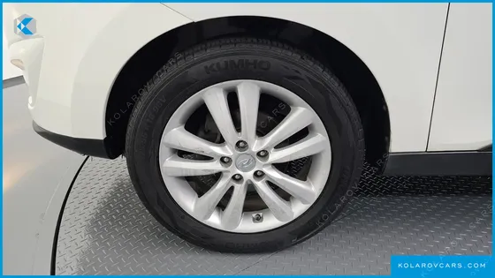 HYUNDAI TUCSON DIESEL 2WD LX20