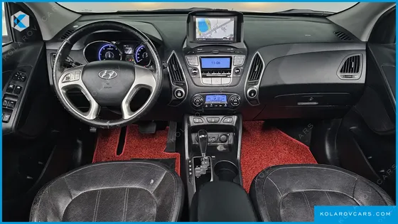 HYUNDAI TUCSON DIESEL 2WD LX20