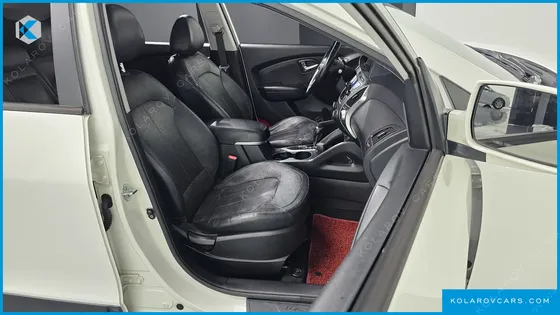 HYUNDAI TUCSON DIESEL 2WD LX20